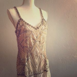 Beautiful 20’s inspired embellished short dress.